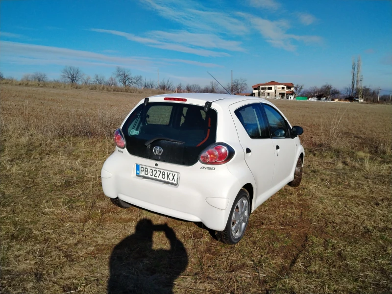 Toyota Aygo, снимка 3 - Автомобили и джипове - 48497540