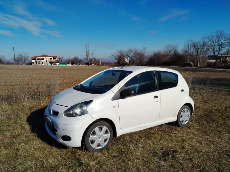 Toyota Aygo, снимка 1 - Автомобили и джипове - 48497540