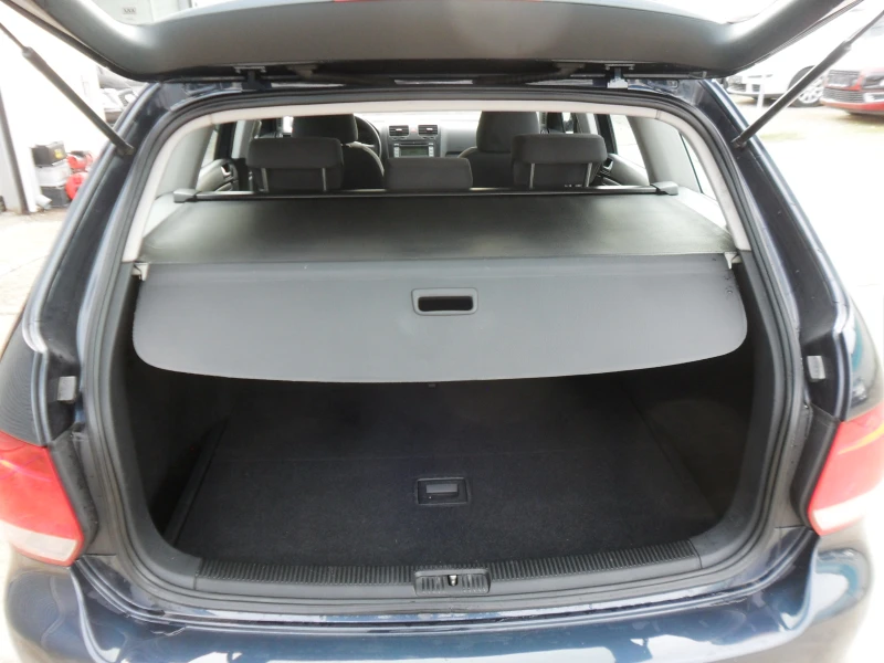 VW Golf 1, 9-TDI-KLIMATRONIK-ITALY, снимка 10 - Автомобили и джипове - 52390842