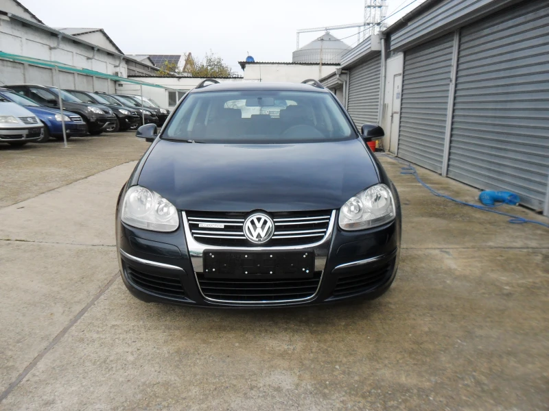 VW Golf 1, 9-TDI-KLIMATRONIK-ITALY, снимка 2 - Автомобили и джипове - 52390842
