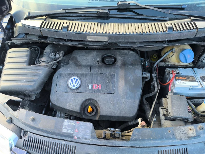 VW Sharan 1.9, снимка 7 - Автомобили и джипове - 52702314
