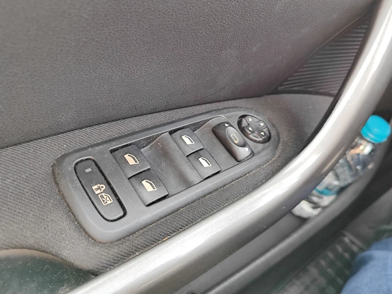 Peugeot 308, снимка 7 - Автомобили и джипове - 53109934