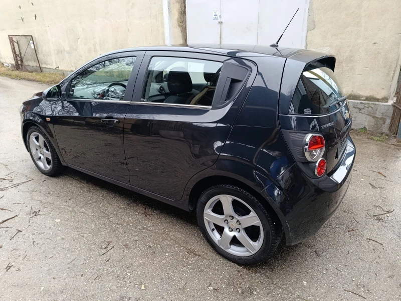 Chevrolet Aveo 1.3D Италия , снимка 5 - Автомобили и джипове - 53284567