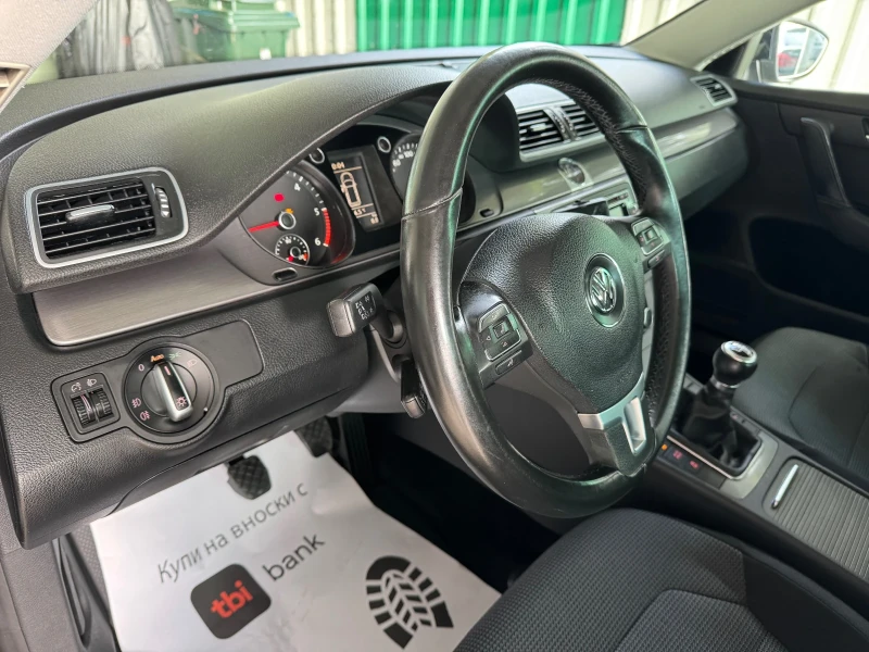 VW Passat 2.0 TDI 6 Скорости Навигация , снимка 16 - Автомобили и джипове - 53600364