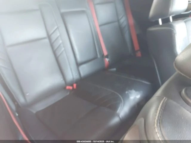 Dodge Challenger SRT 392 - изображение 8