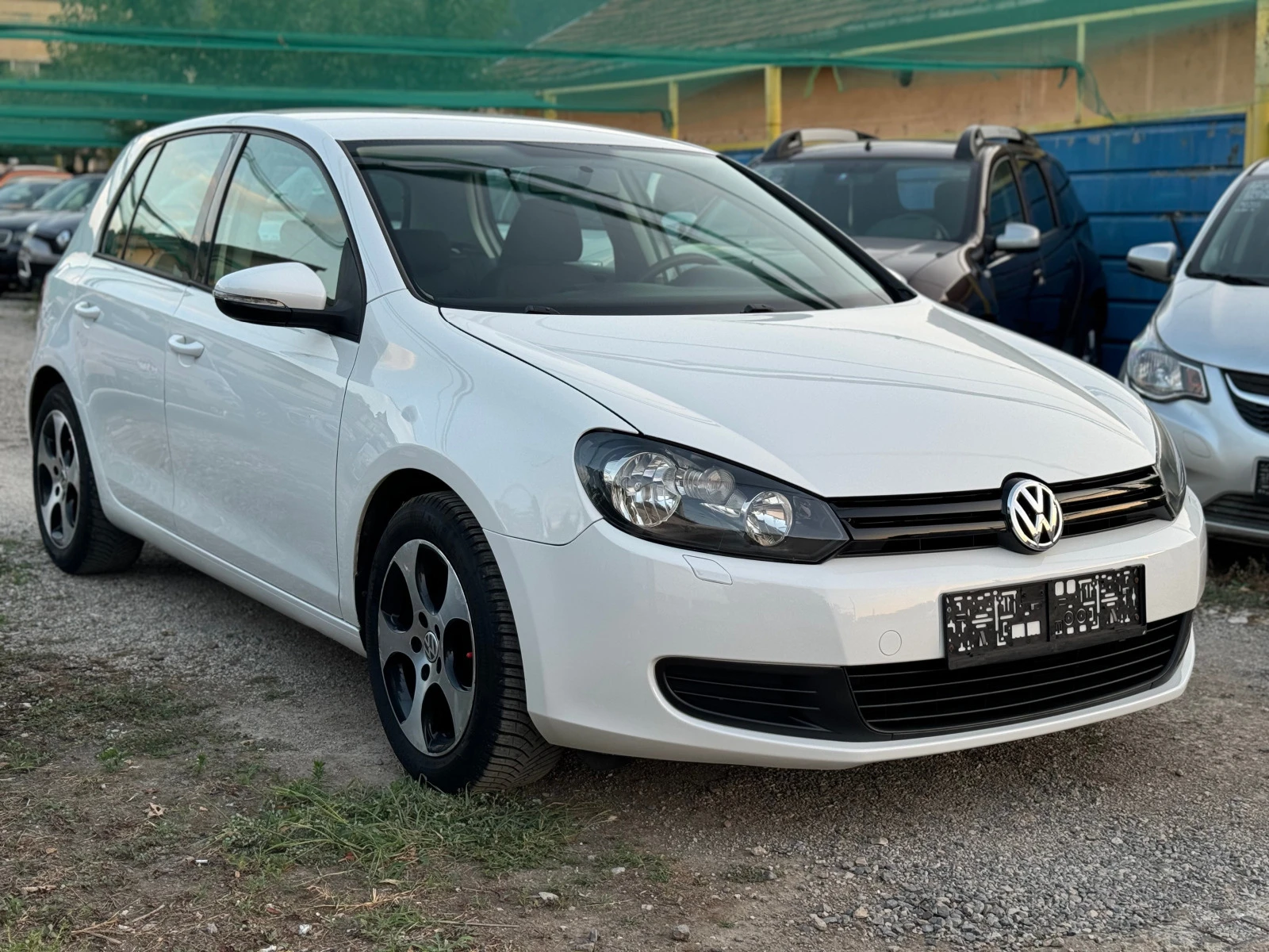 VW Golf 1.6i 102кс GAS KLIMATRONIK - изображение 5