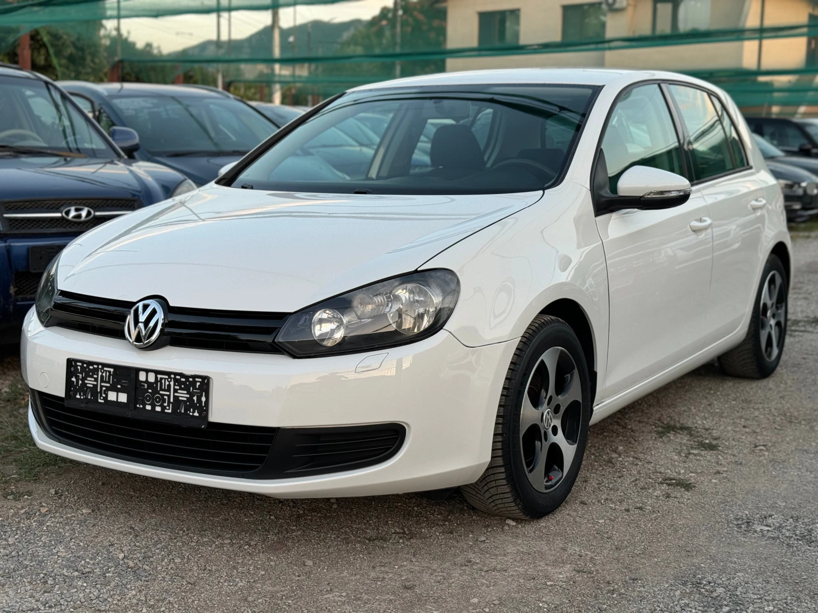 VW Golf 1.6i 102кс GAS KLIMATRONIK - изображение 6