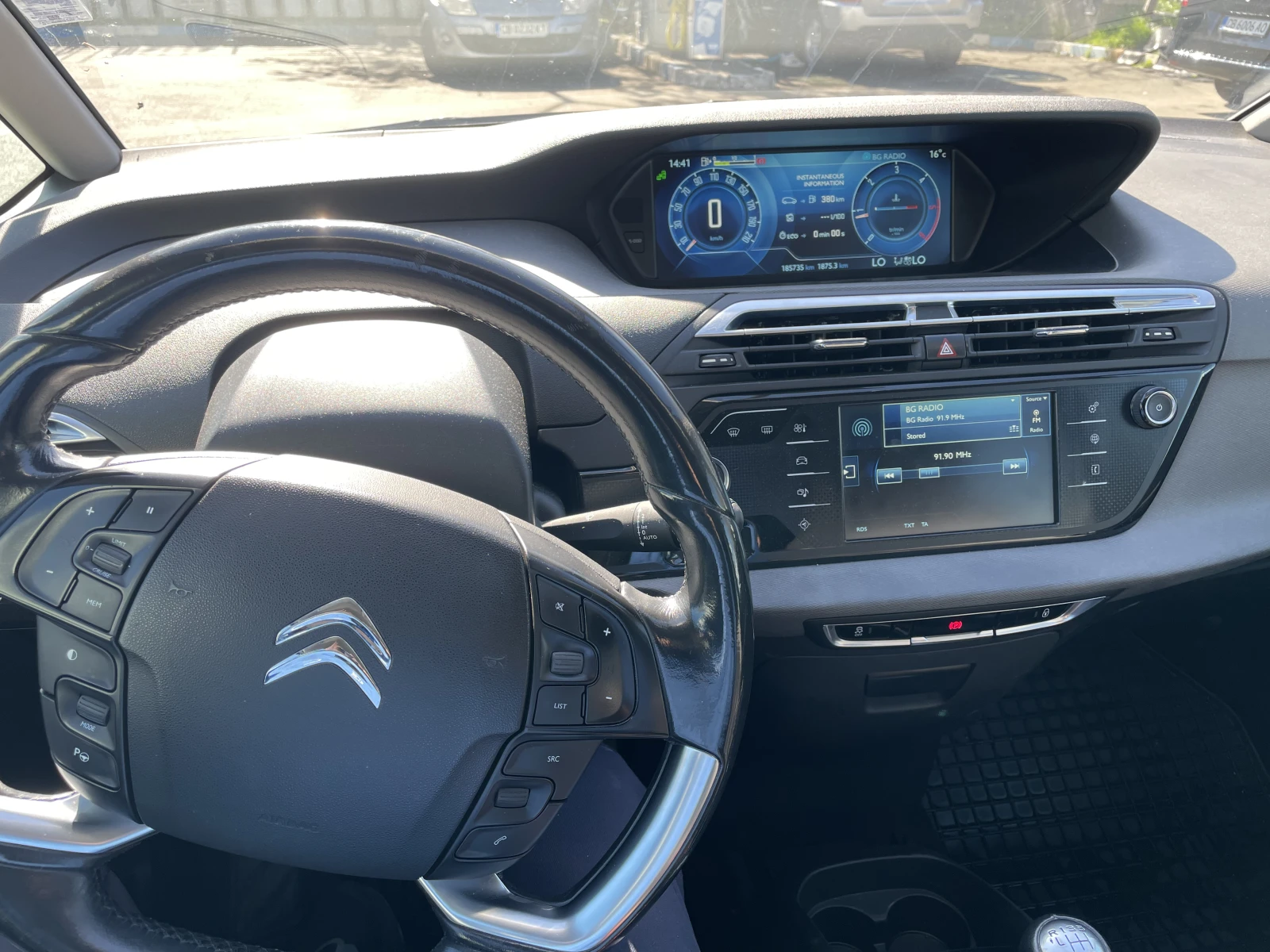 Citroen Grand C4 Picasso 1.6 HDI - изображение 10
