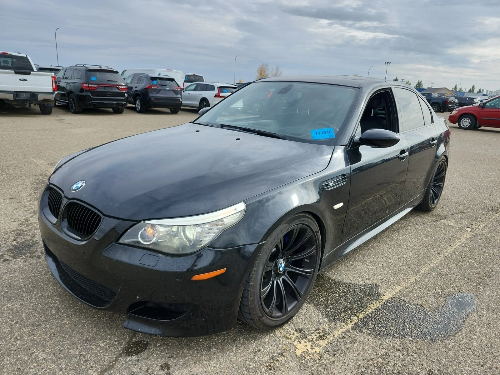 BMW M5 CARFAX АВТО КРЕДИТ  | Mobile.bg — изображение 1
