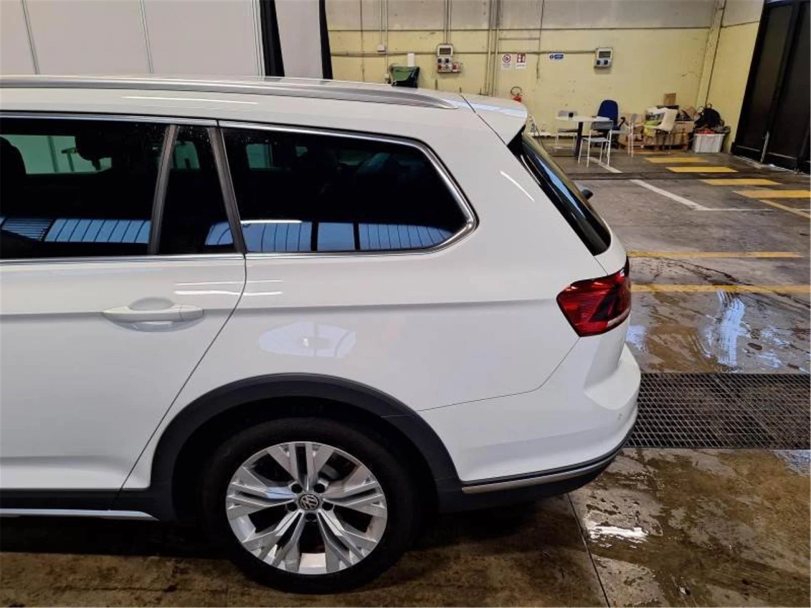 VW Passat Alltrack 4Motion | Mobile.bg   16