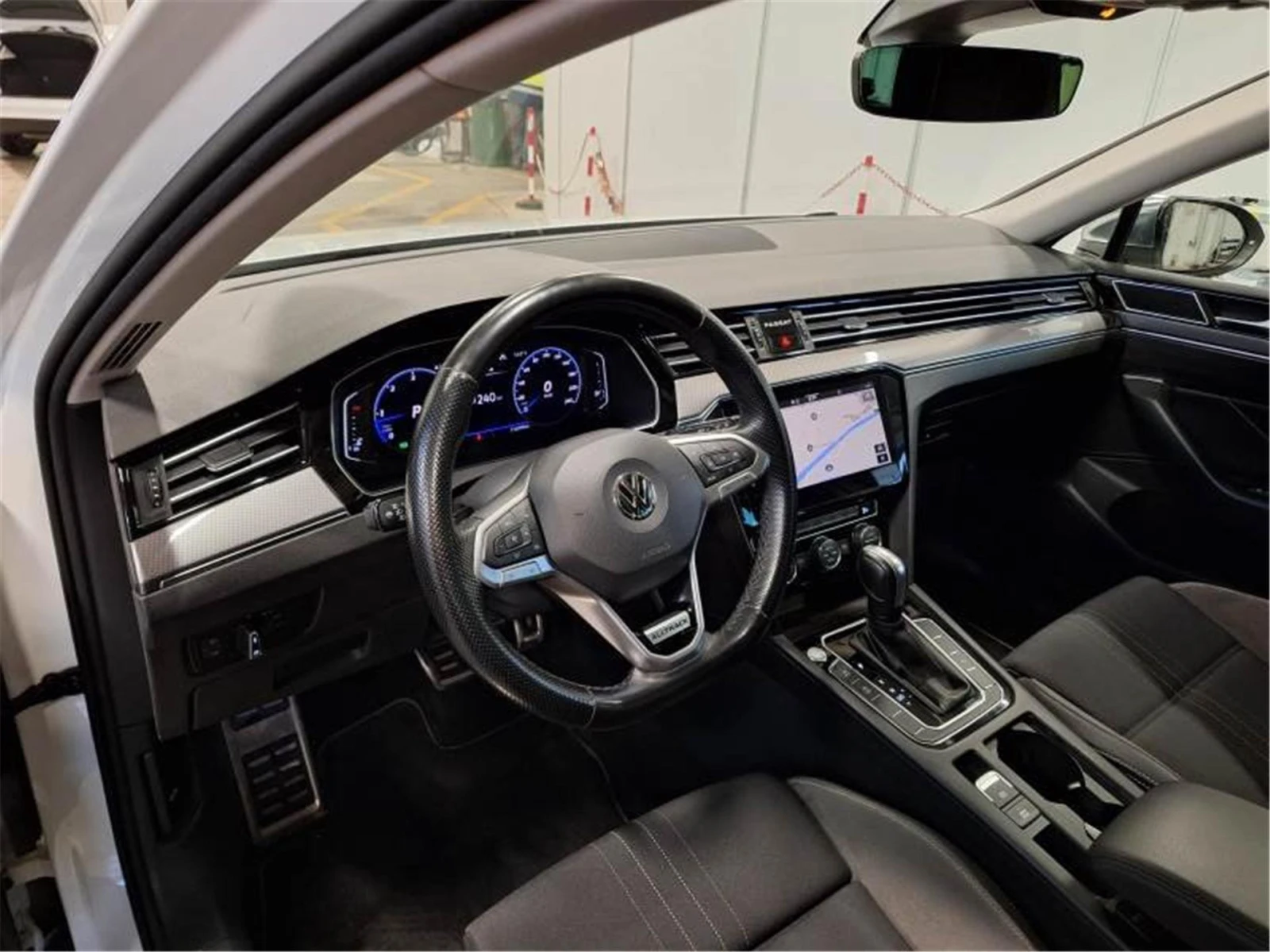 VW Passat Alltrack 4Motion | Mobile.bg   6