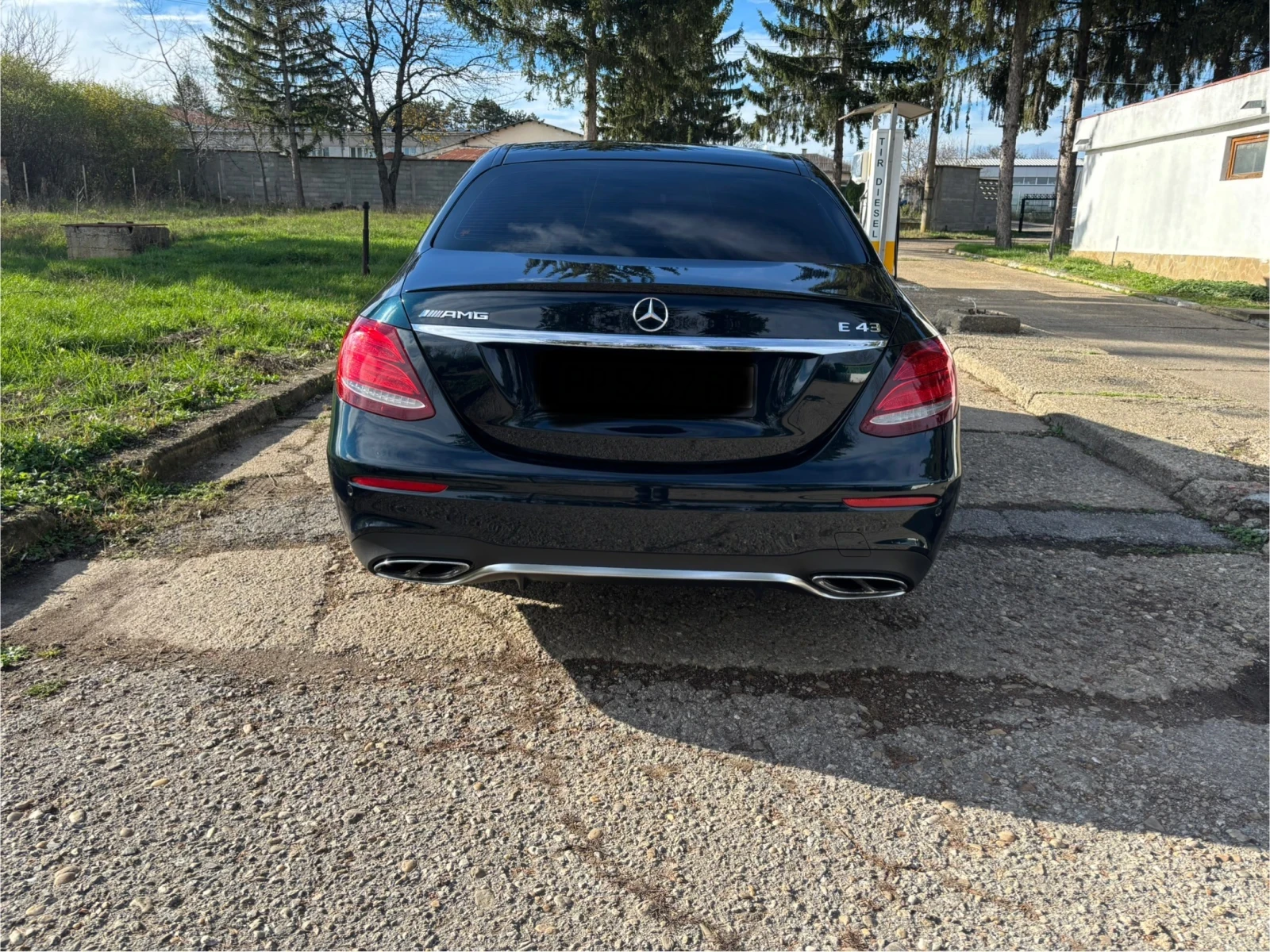 Mercedes-Benz E 43 AMG  - изображение 9