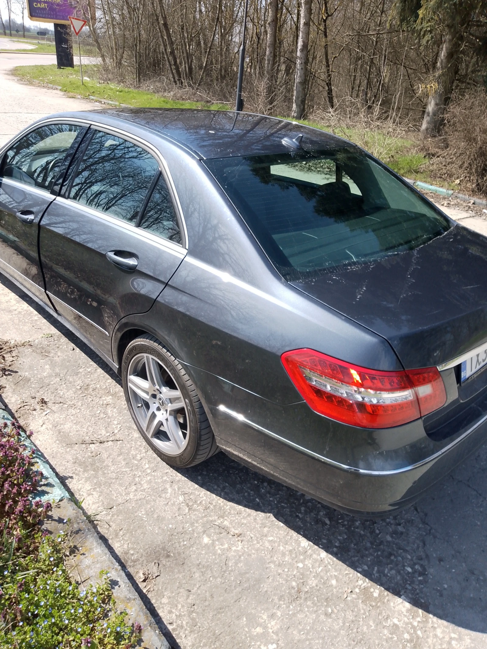 Mercedes-Benz E 350, снимка 4 - Автомобили и джипове - 54031579