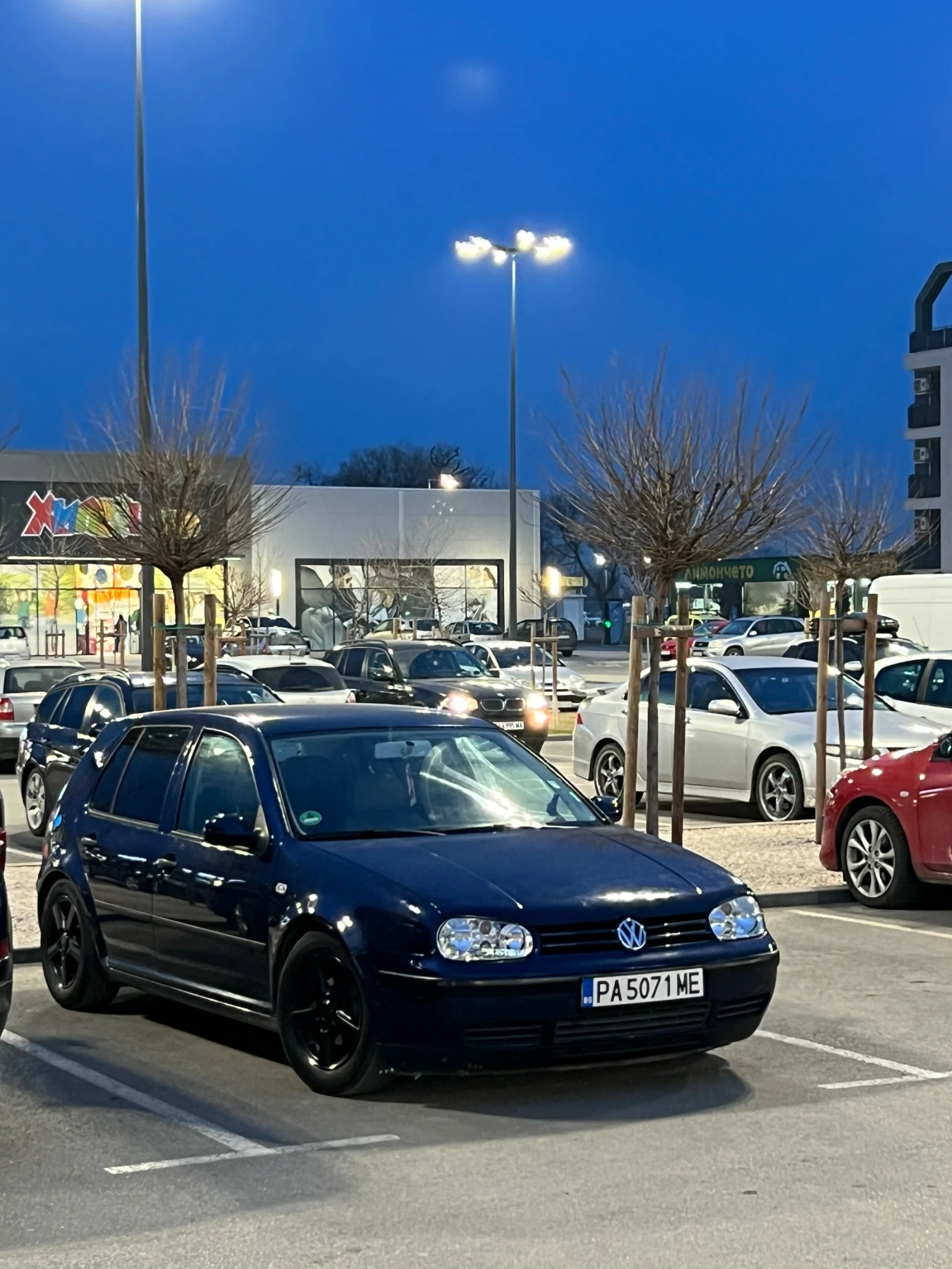VW Golf, снимка 2 - Автомобили и джипове - 54357366