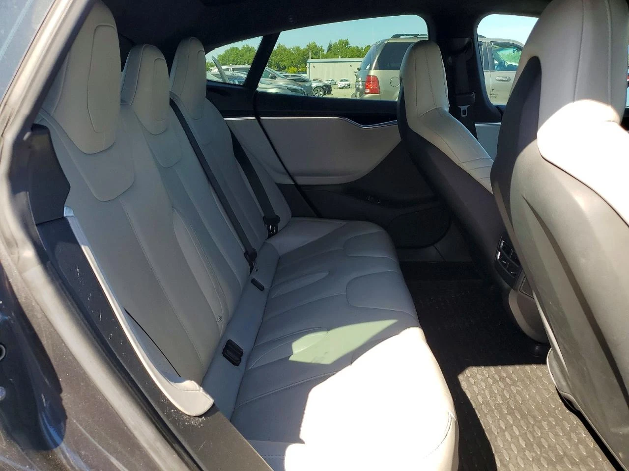 Tesla Model S, снимка 10 - Автомобили и джипове - 54403680