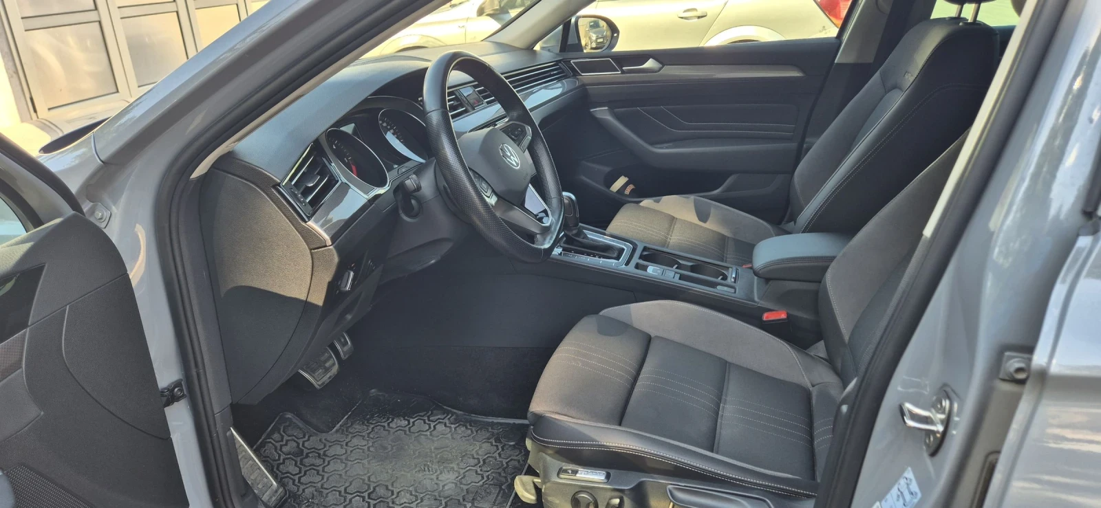 VW Passat Alltrack 2.0TDI 200кс. 33700км.  Автомат 4х4, снимка 9 - Автомобили и джипове - 54430348