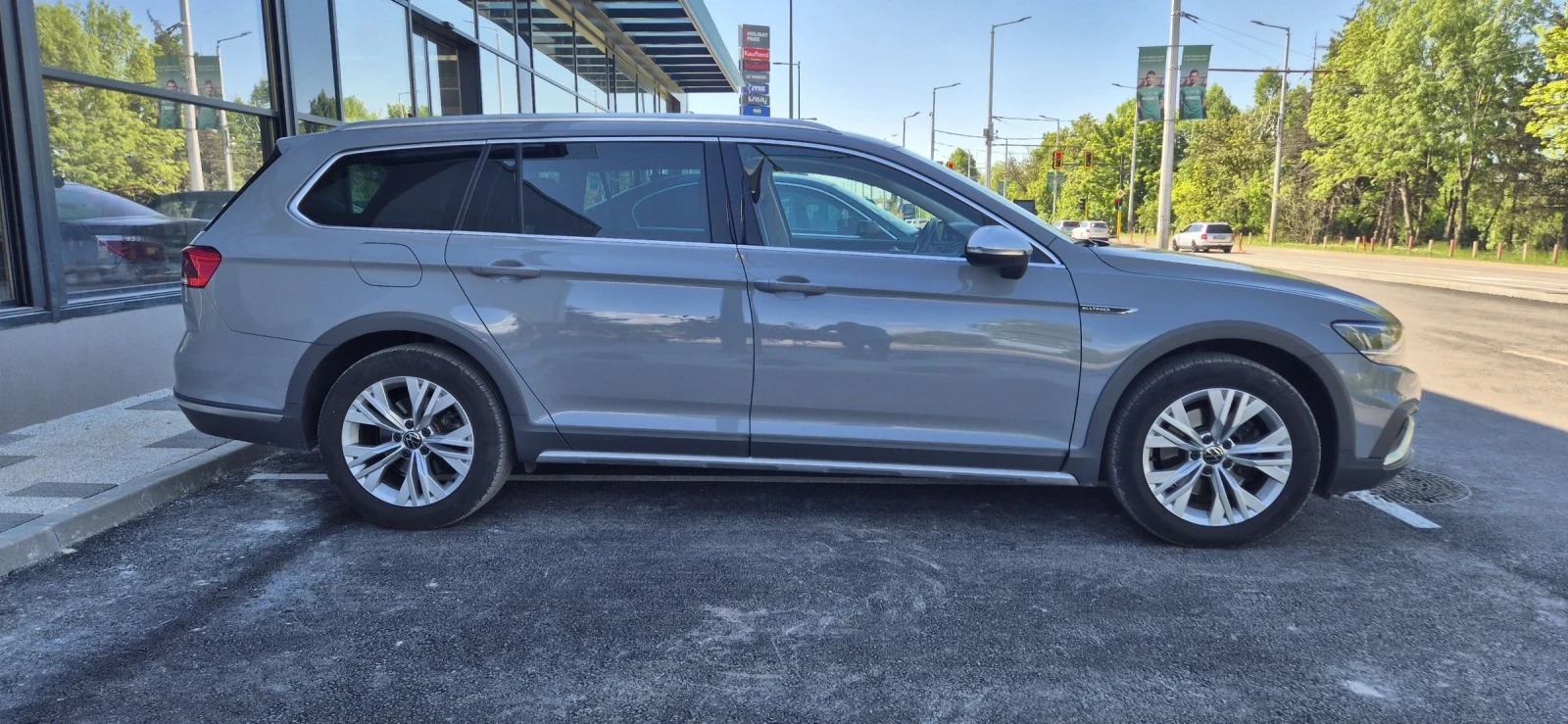 VW Passat Alltrack 2.0TDI 200кс. 33700км.  Автомат 4х4, снимка 4 - Автомобили и джипове - 54430348