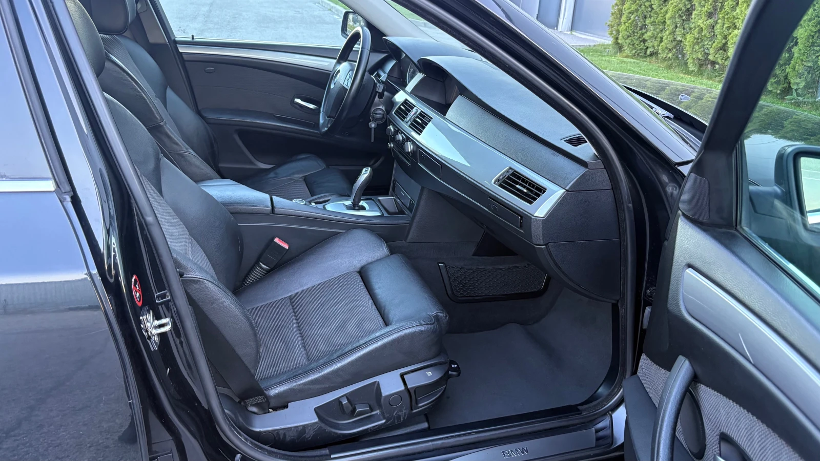 BMW 530 FACELIFT, снимка 12 - Автомобили и джипове - 54436549