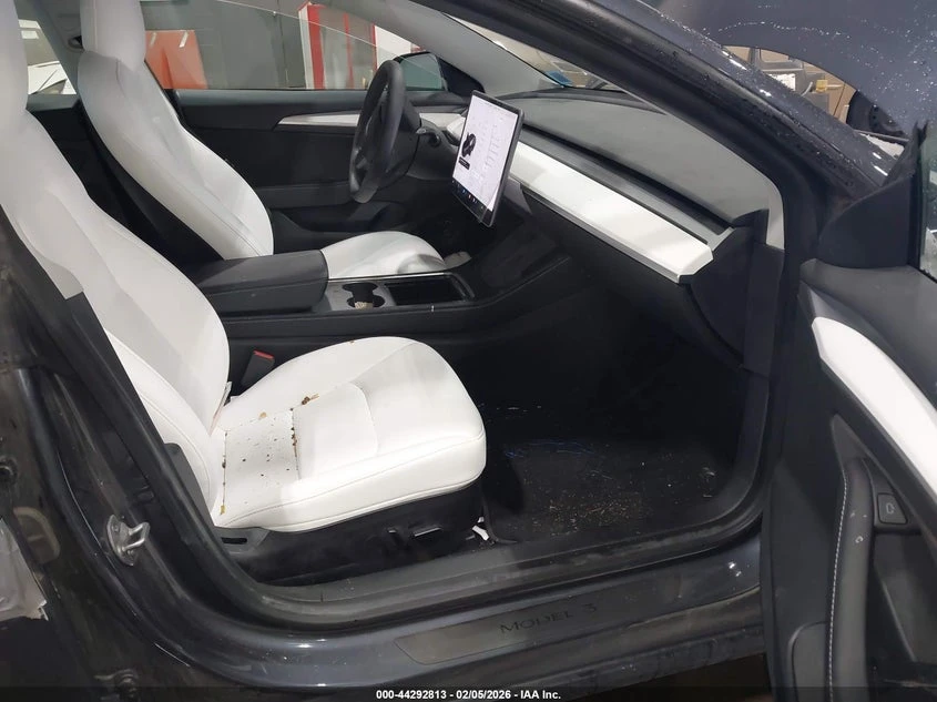 Tesla Model 3 Long Range Dual Motor All-Wheel Drive, снимка 5 - Автомобили и джипове - 54459803