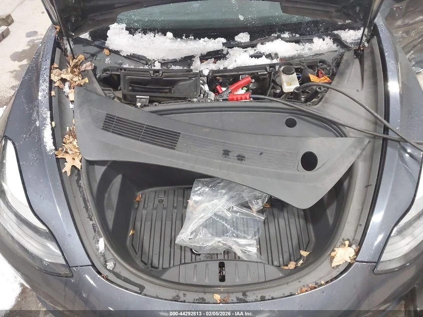 Tesla Model 3 Long Range Dual Motor All-Wheel Drive, снимка 10 - Автомобили и джипове - 54459803