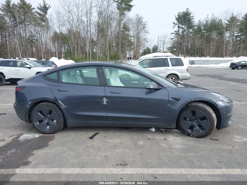 Tesla Model 3 Long Range Dual Motor All-Wheel Drive, снимка 13 - Автомобили и джипове - 54459803