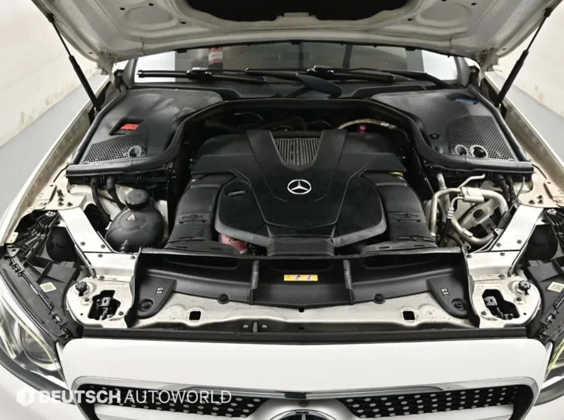 Mercedes-Benz E 300 DIGITAL | BURMESTER | HEAD UP, снимка 16 - Автомобили и джипове - 54630403