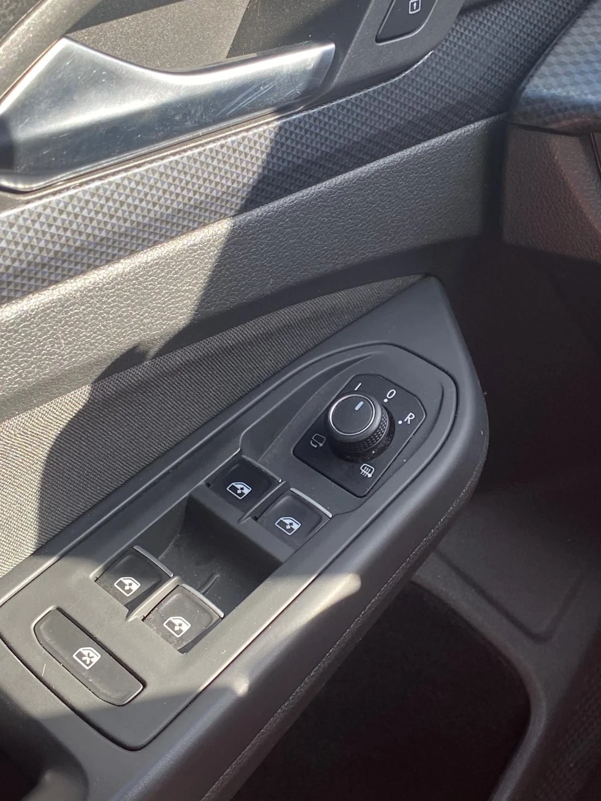 VW Golf Хибрид, снимка 8 - Автомобили и джипове - 55003079