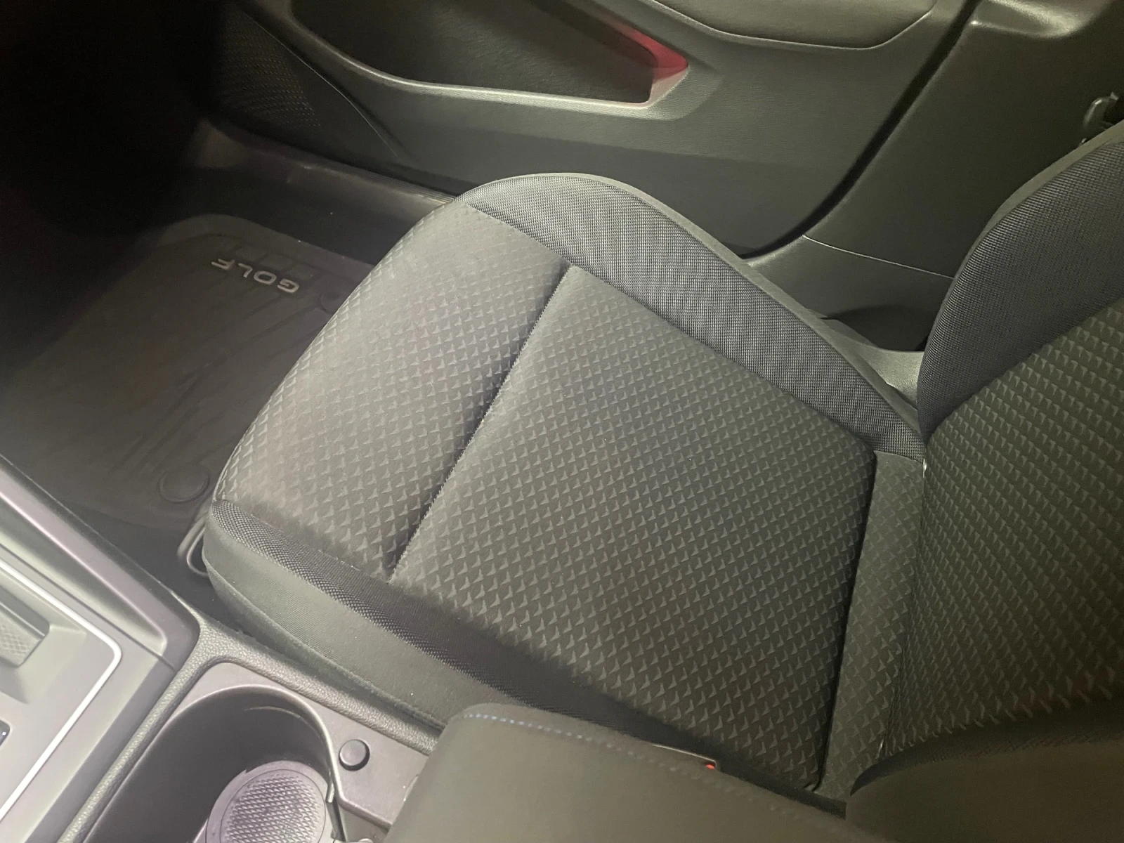 VW Golf Хибрид, снимка 7 - Автомобили и джипове - 55003079