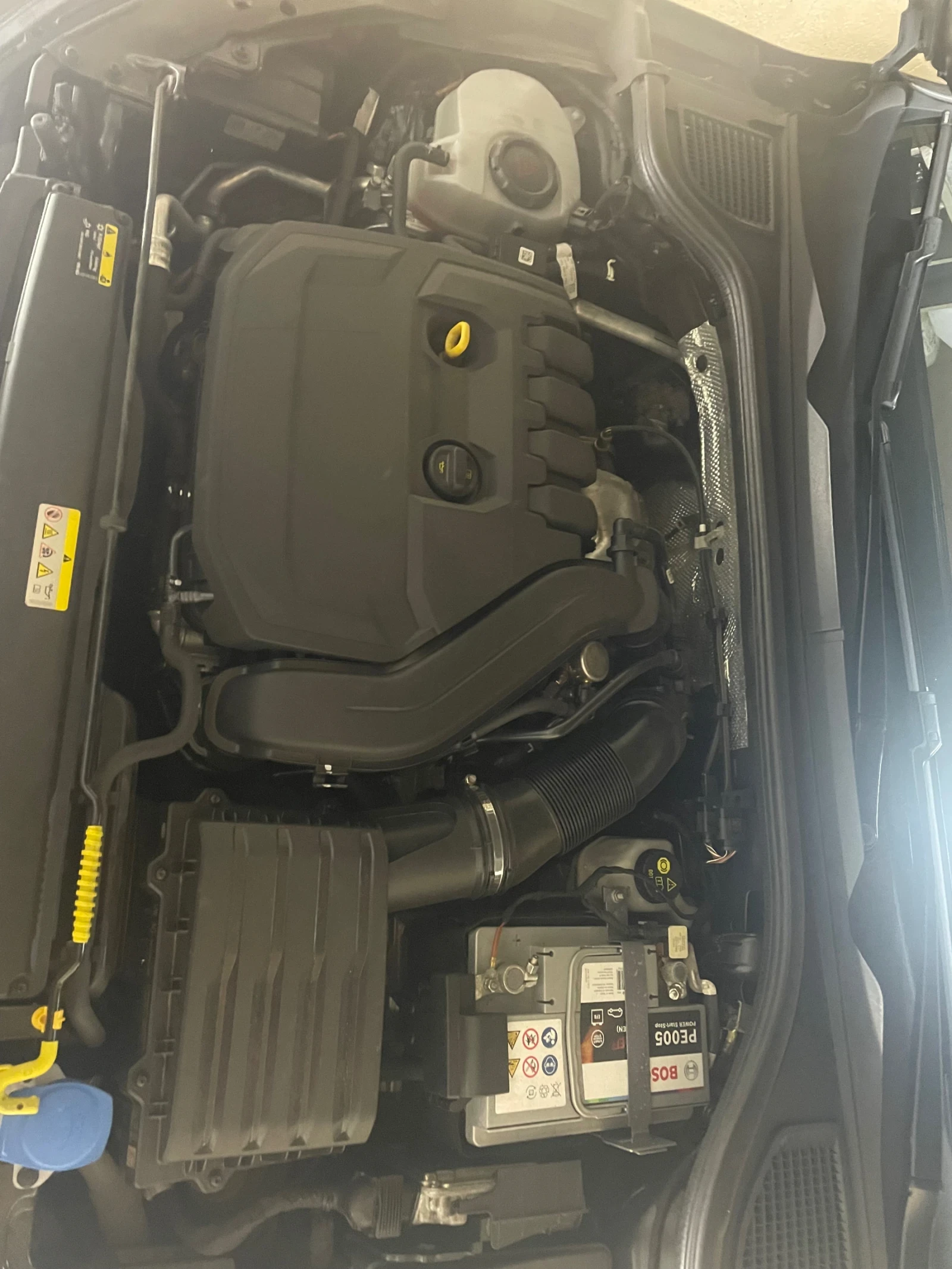 VW Golf Хибрид, снимка 2 - Автомобили и джипове - 55003079