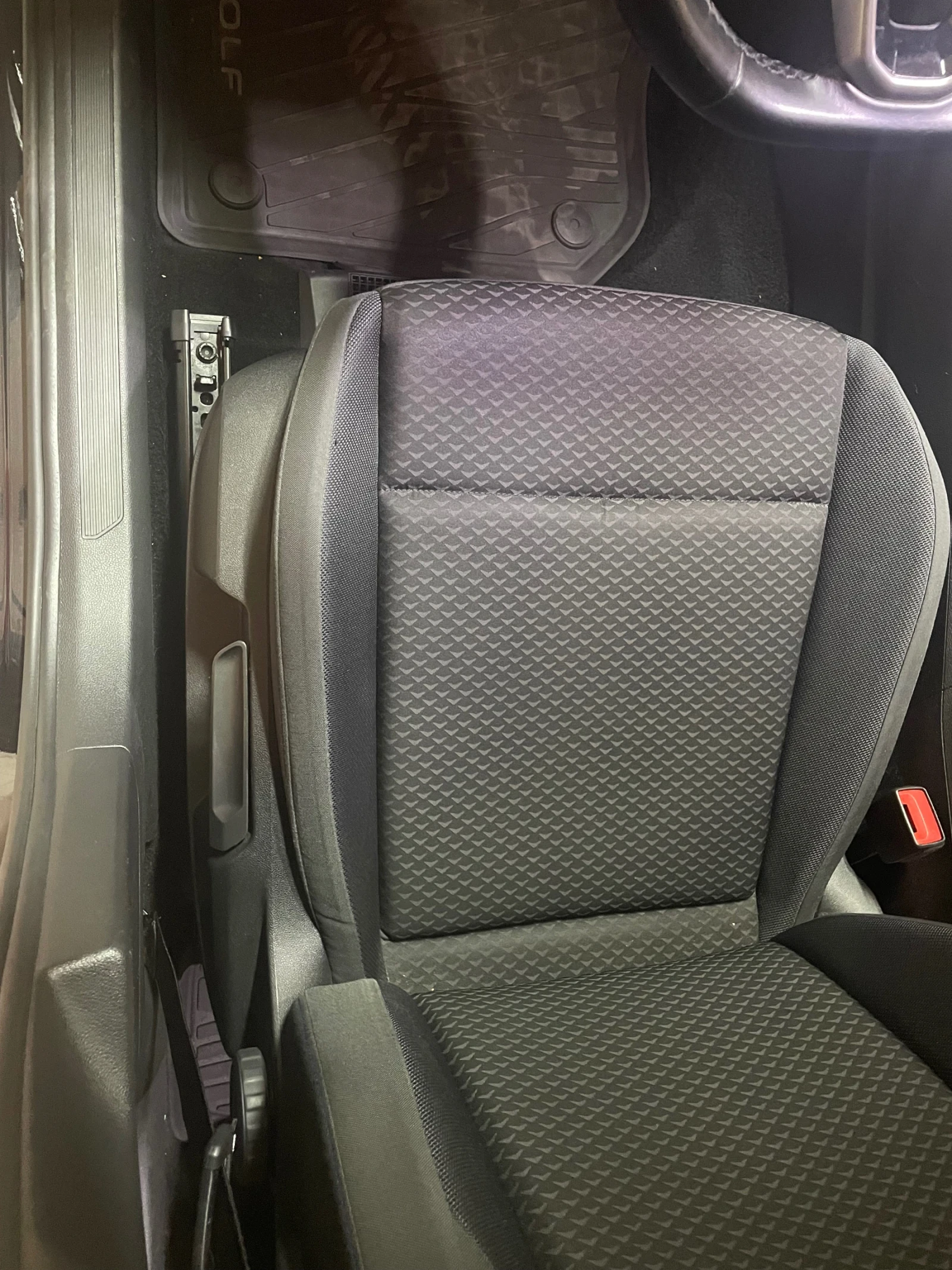 VW Golf Хибрид, снимка 5 - Автомобили и джипове - 55003079