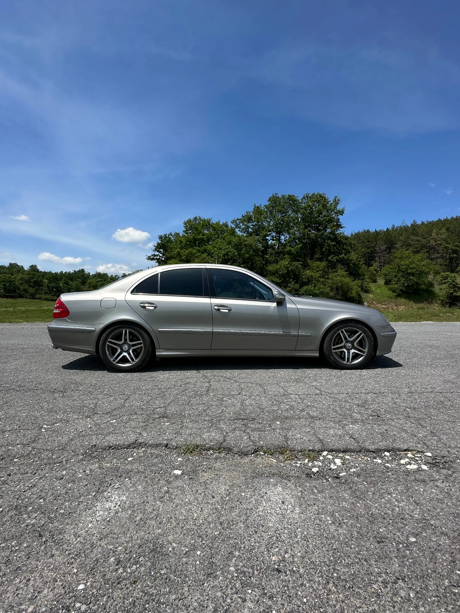 Mercedes-Benz E 500 4MATIC * * 306hp * * LPG, снимка 14 - Автомобили и джипове - 55195437
