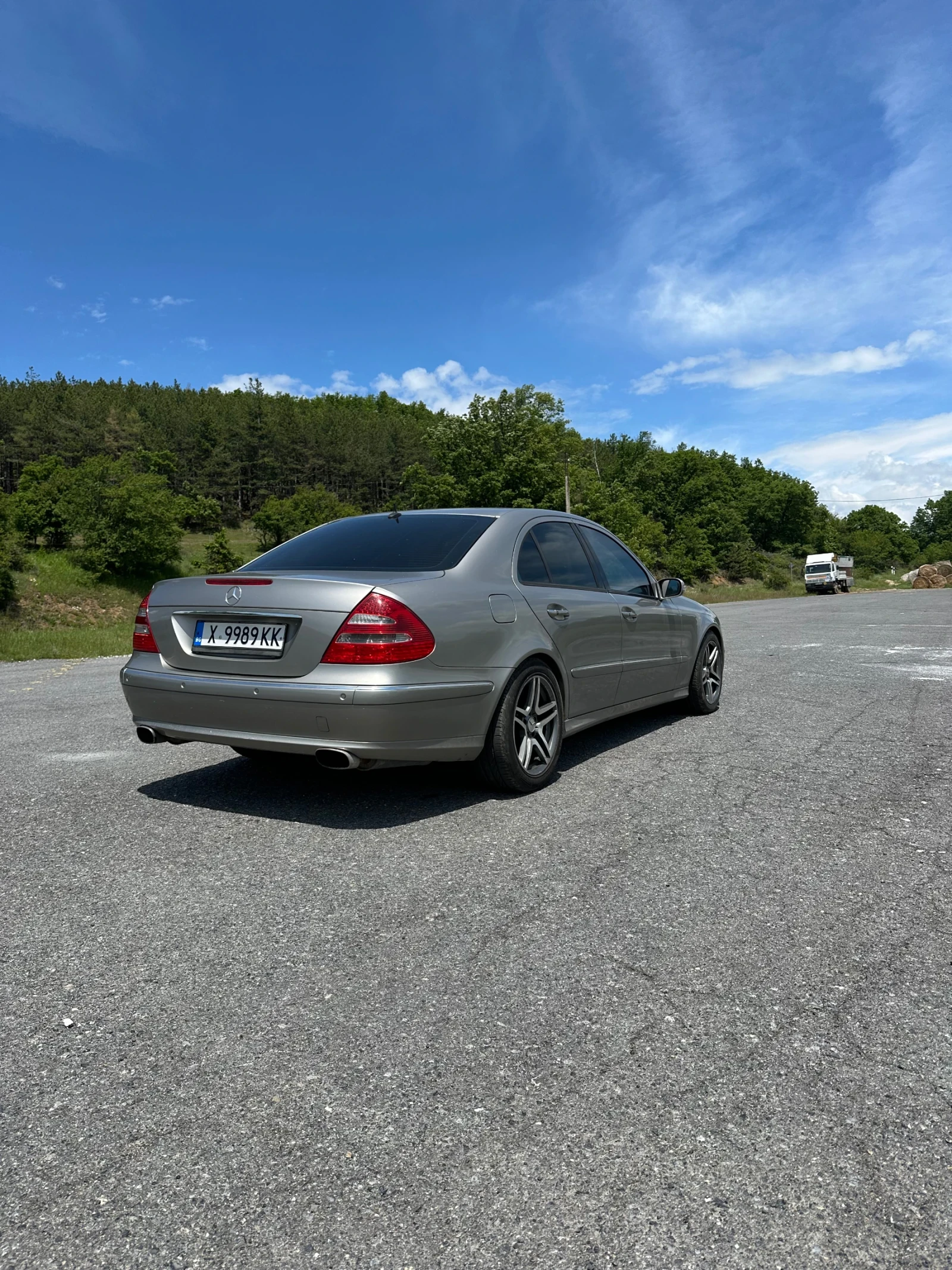 Mercedes-Benz E 500 4MATIC * * 306hp * * LPG, снимка 12 - Автомобили и джипове - 55195437