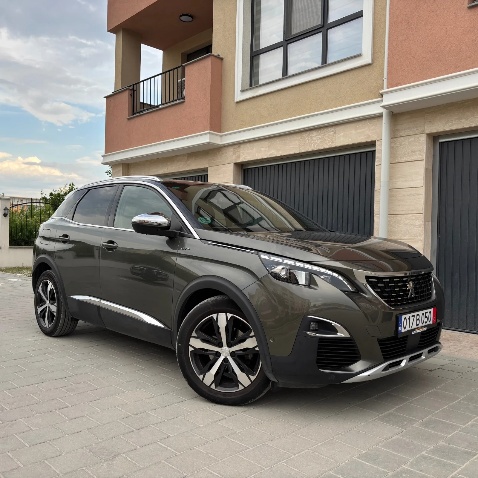 Peugeot 3008 2.0 GT/full/Гаранция/лизинг, снимка 11 - Автомобили и джипове - 55317970