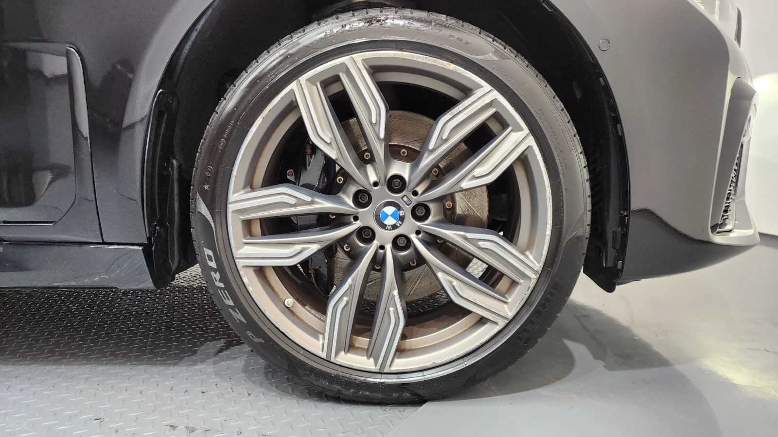 BMW 740 760LI FACELIFT| LASER| DISTRONIC| HUD| TV| PANO, снимка 16 - Автомобили и джипове - 55412652