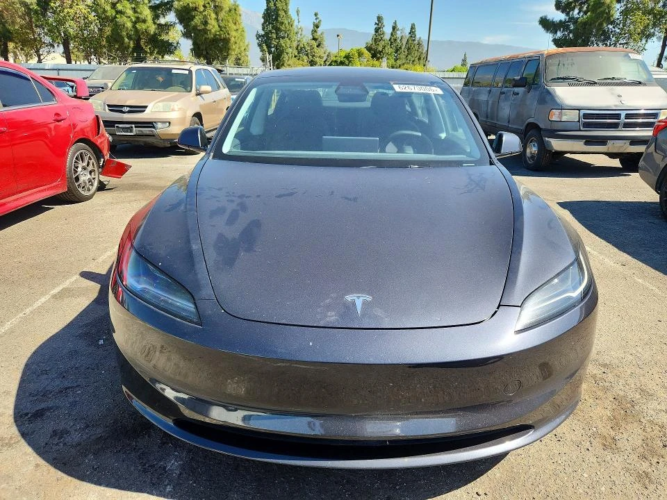 Tesla Model 3 | Mobile.bg � ����������� 5