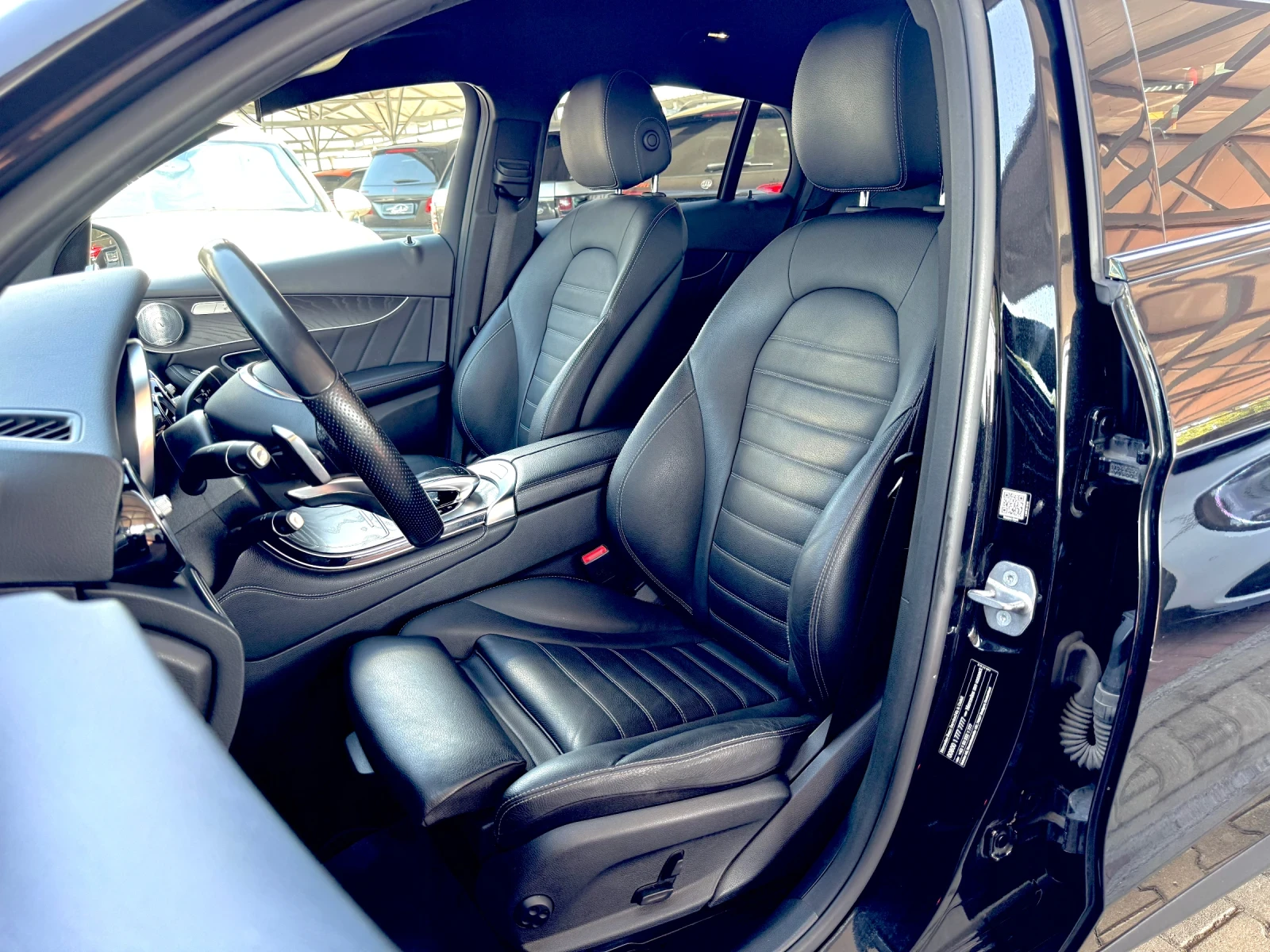 Mercedes-Benz CLC 350 D#COUPE#AMG#KEYLESS#BURMESTER#CAMERA#MULTIBEAM, снимка 11 - Автомобили и джипове - 55745899