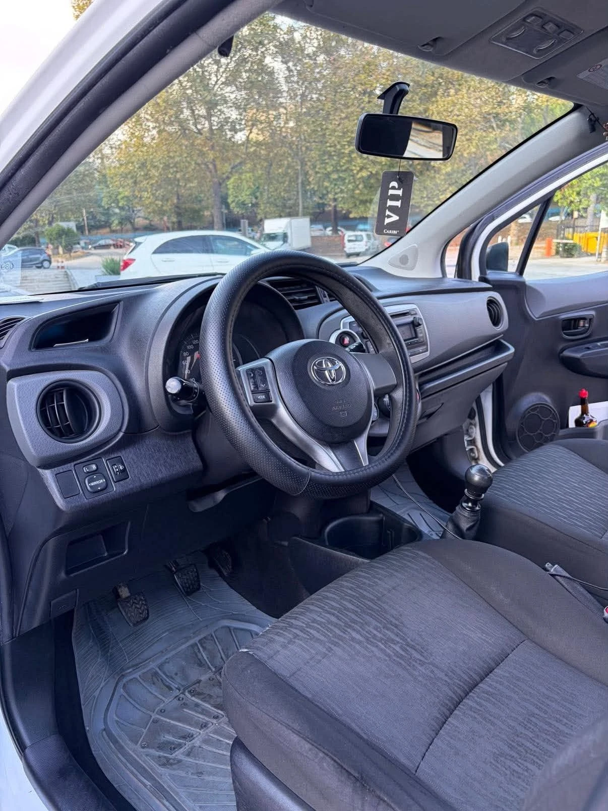 Toyota Yaris, снимка 6 - Автомобили и джипове - 56119906