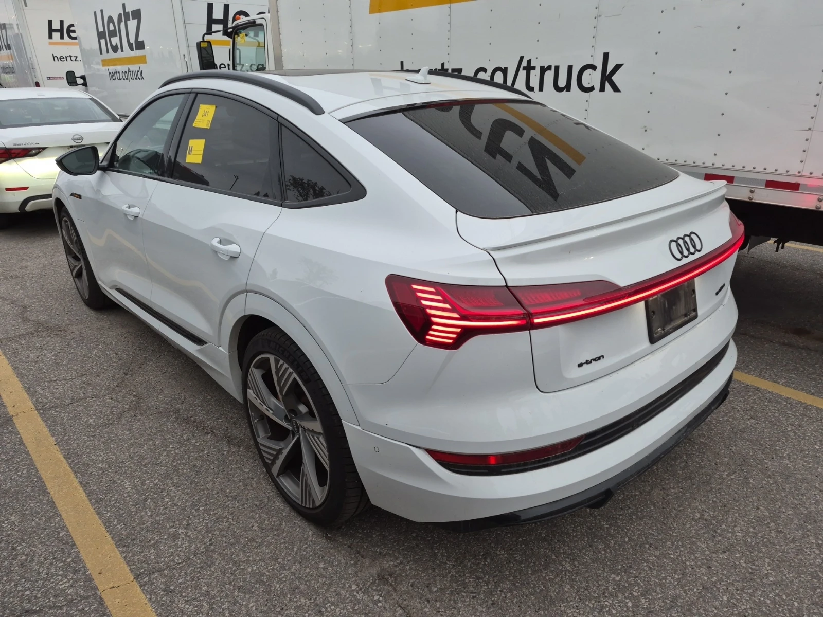 Audi E-Tron Quattro Technik / 360 /HUD / Лизинг, снимка 6 - Автомобили и джипове - 56315645