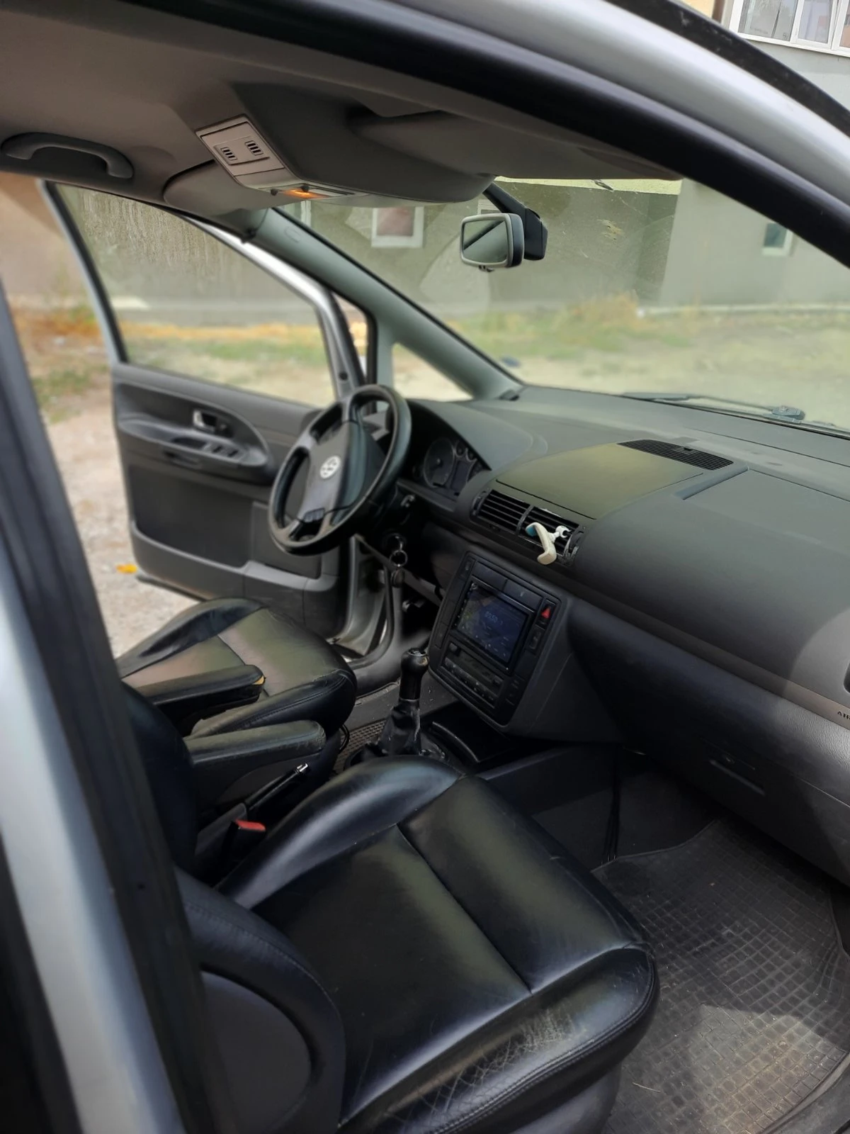 VW Sharan, снимка 4 - Автомобили и джипове - 56696816