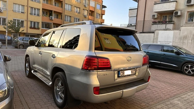 Lexus LX 570 , снимка 3 - Автомобили и джипове - 47179232