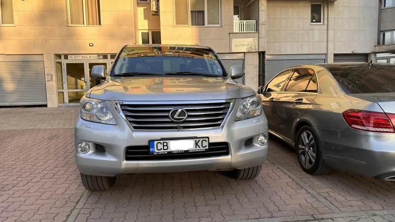 Lexus LX 570 , снимка 1 - Автомобили и джипове - 47179232