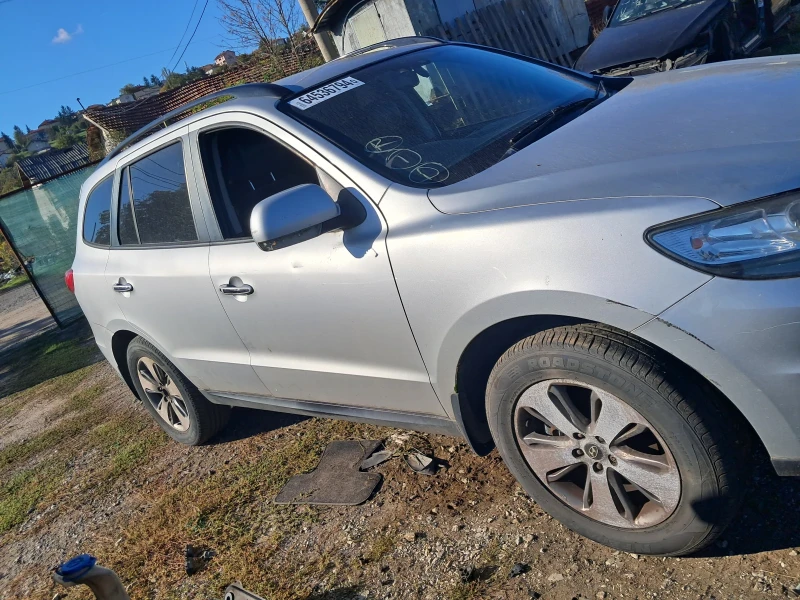 Hyundai Santa fe 2.2 дизел Фейслифт, снимка 3 - Автомобили и джипове - 47601414