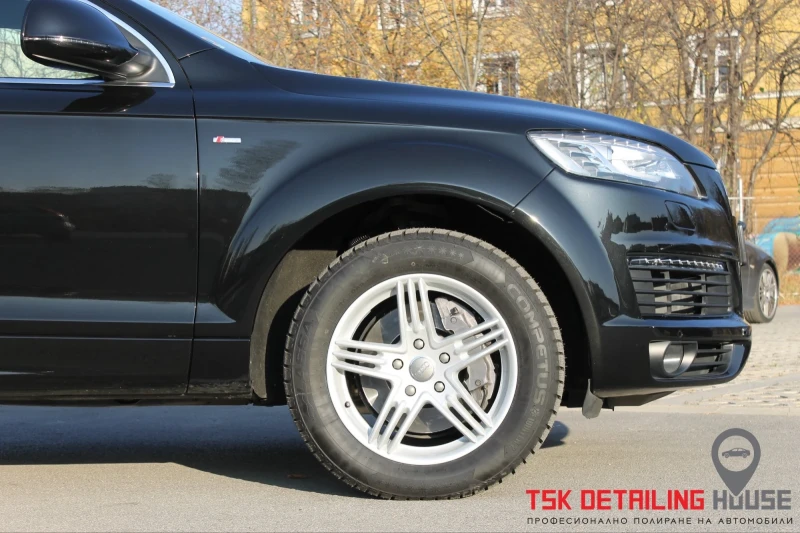 Audi Q7, снимка 3 - Автомобили и джипове - 47611885