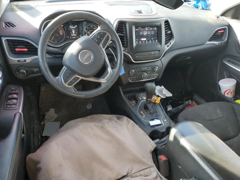 Jeep Cherokee, снимка 7 - Автомобили и джипове - 49057607