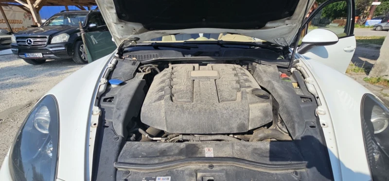 Porsche Cayenne 4.2 S Dizel, снимка 12 - Автомобили и джипове - 50681664