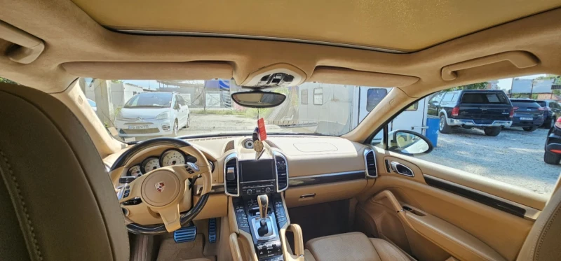 Porsche Cayenne 4.2 S Dizel, снимка 11 - Автомобили и джипове - 50681664