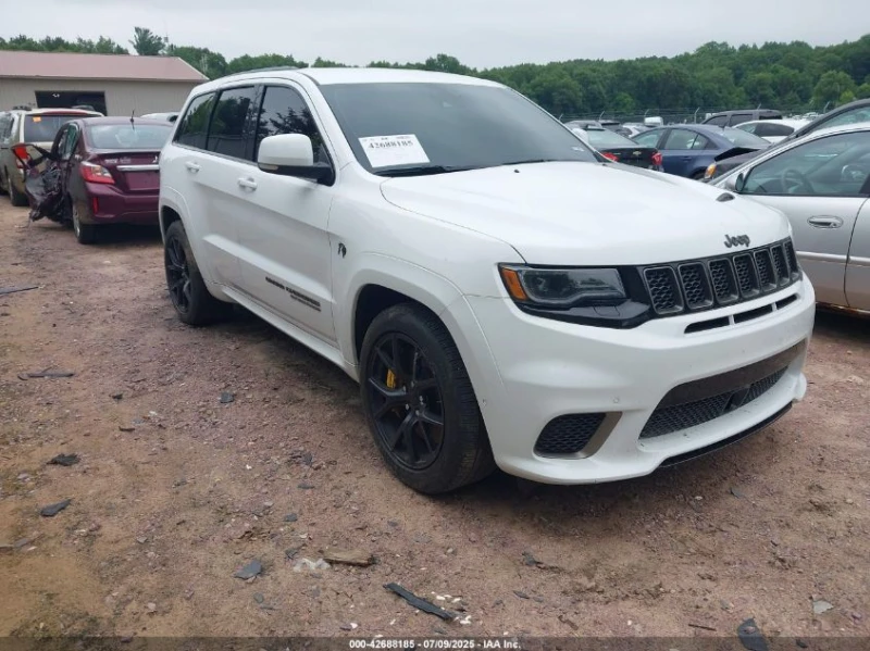 Jeep Grand cherokee 6.2L V-8 SUPERCHARGER, 707HP 4X4 Drive - 84500 лв. - 10490131 1