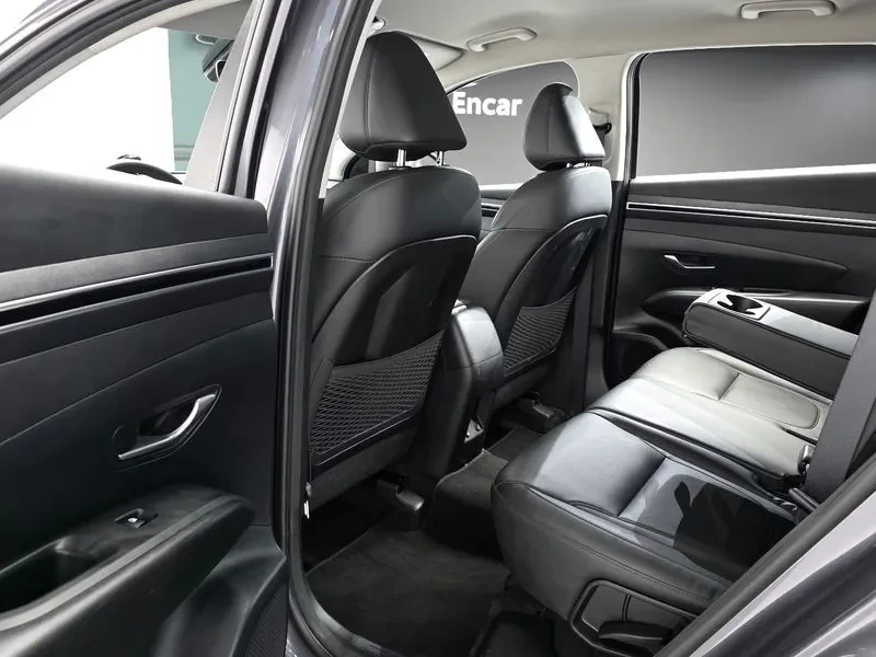 Hyundai Tucson Diesel 2.0 4Wd Modern, снимка 11 - Автомобили и джипове - 55616059
