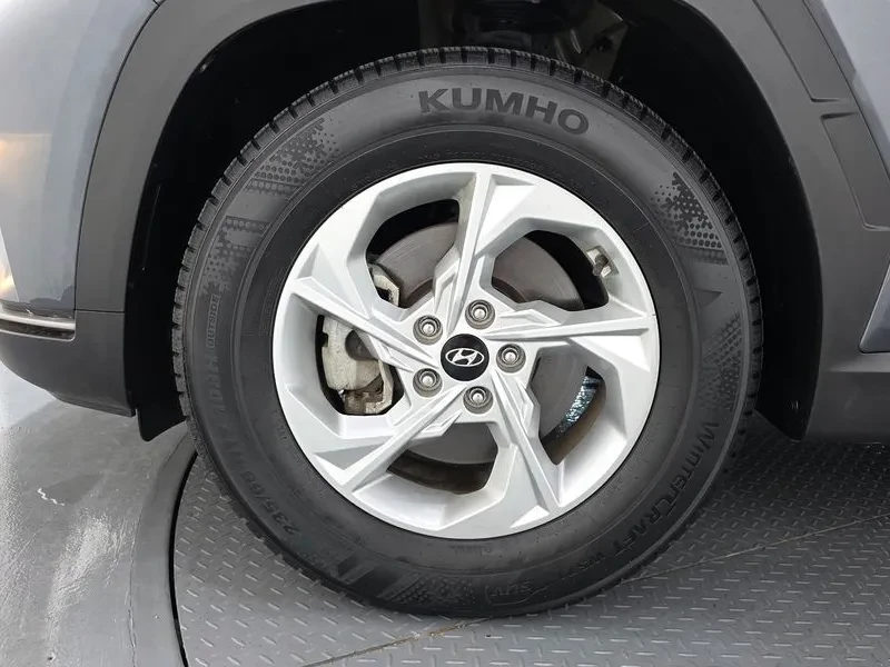 Hyundai Tucson Diesel 2.0 4Wd Modern, снимка 5 - Автомобили и джипове - 55616059