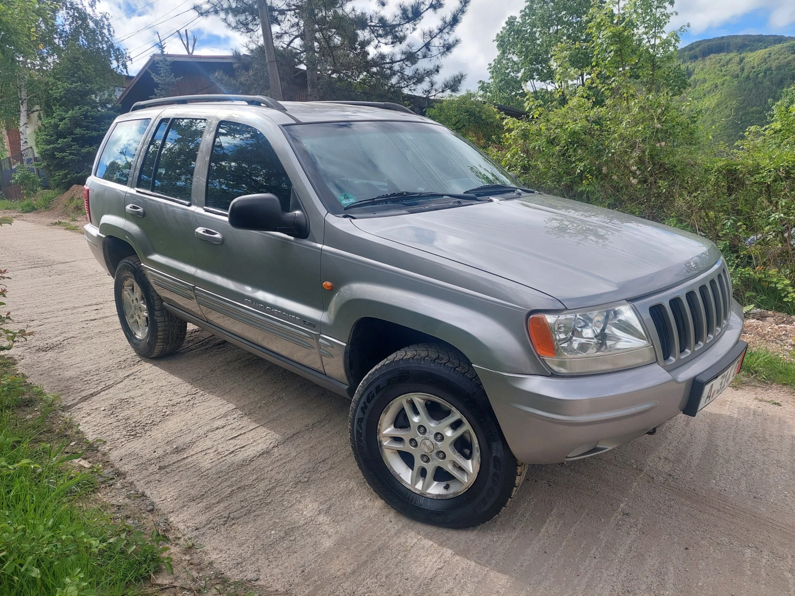 Jeep Grand cherokee 4.7 LPG - изображение 2